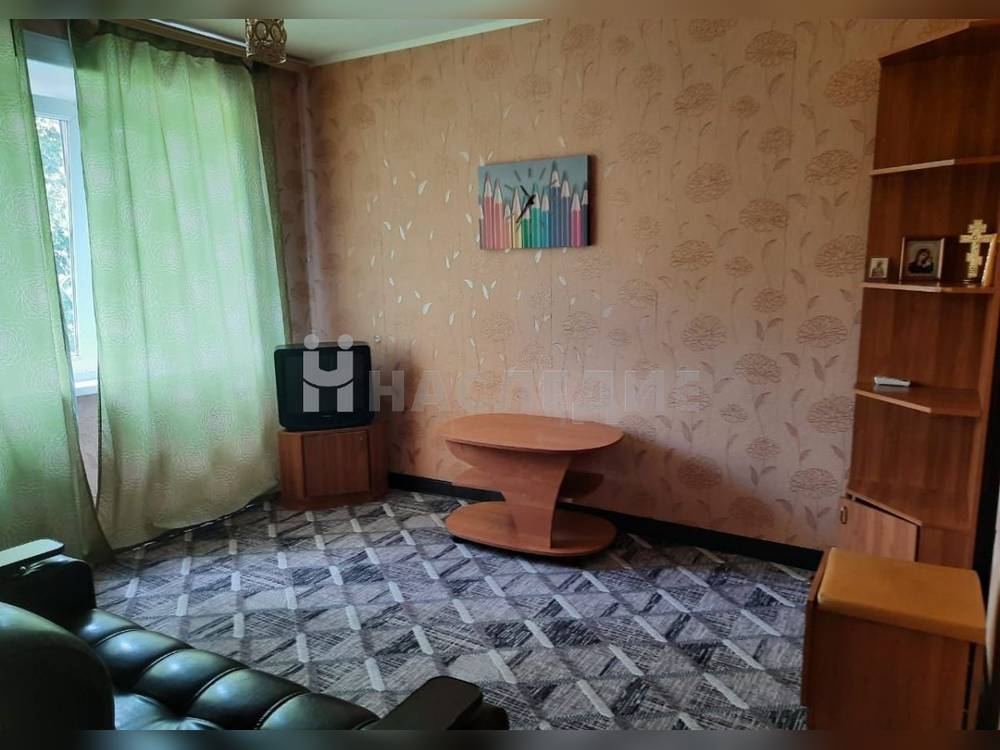 1-комнатная квартира, 35 м2 4/5 этаж, ул. Калинина - фото 1