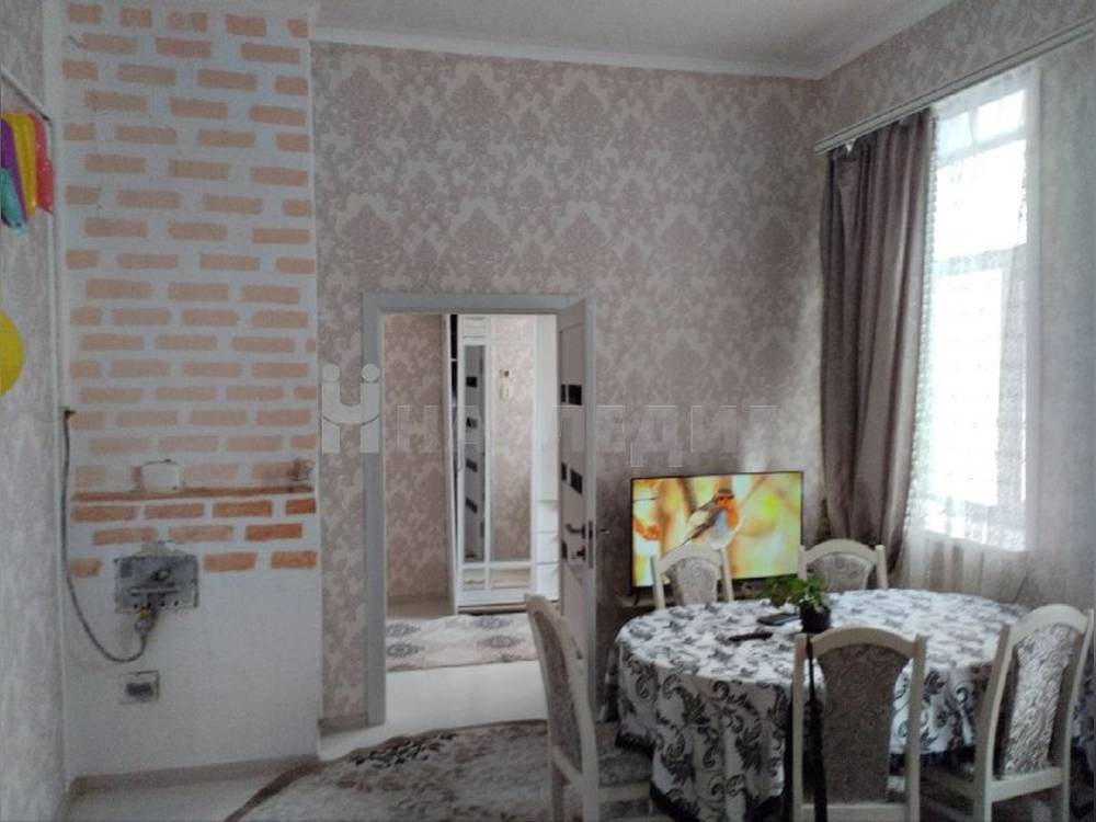 Многокомнатная квартира, 60 м2 2/2 этаж, ул. Путевая - фото 1