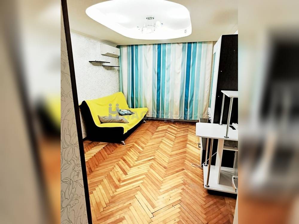 3-комнатная квартира, 52 м2 5/5 этаж, ул. Энгельса - фото 1